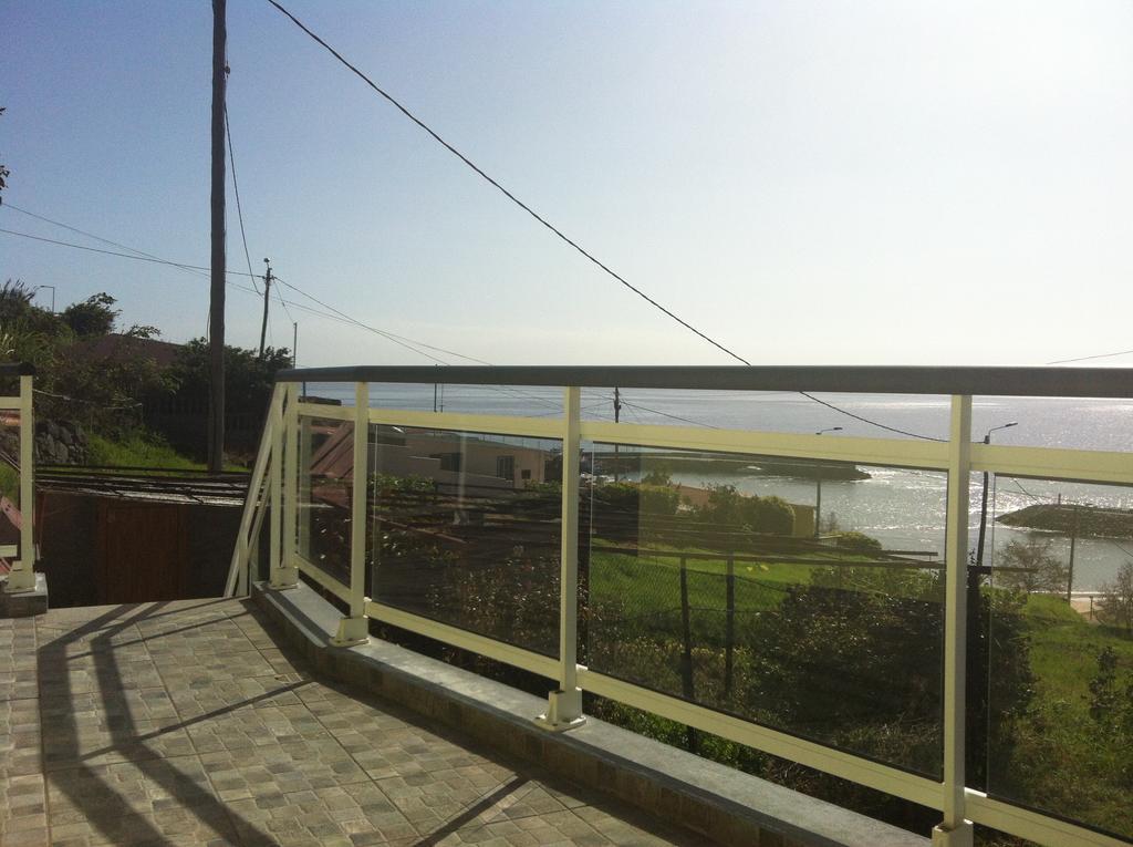 House On The Beach Machico  Extérieur photo