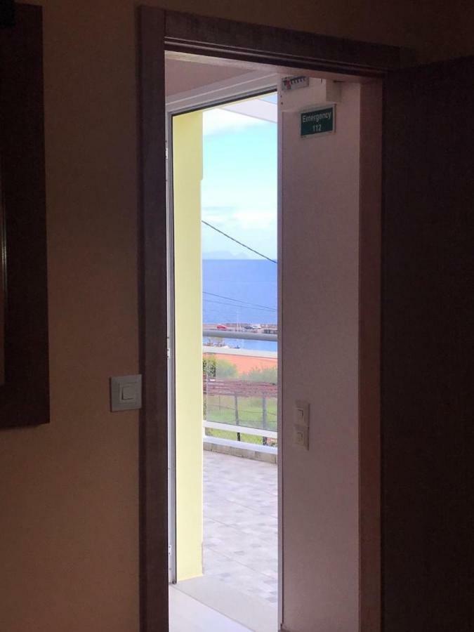 House On The Beach Machico  Extérieur photo